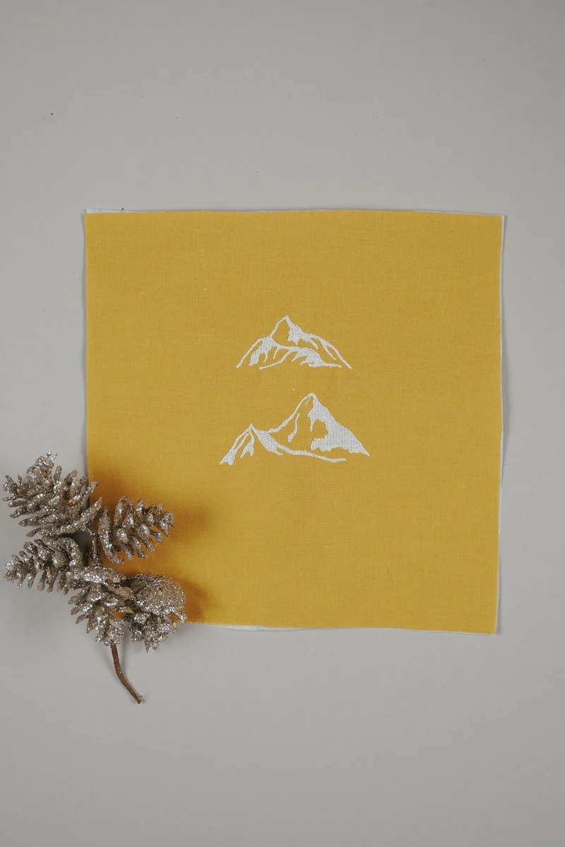 Stickdatei Berggipfel (2 Varianten)