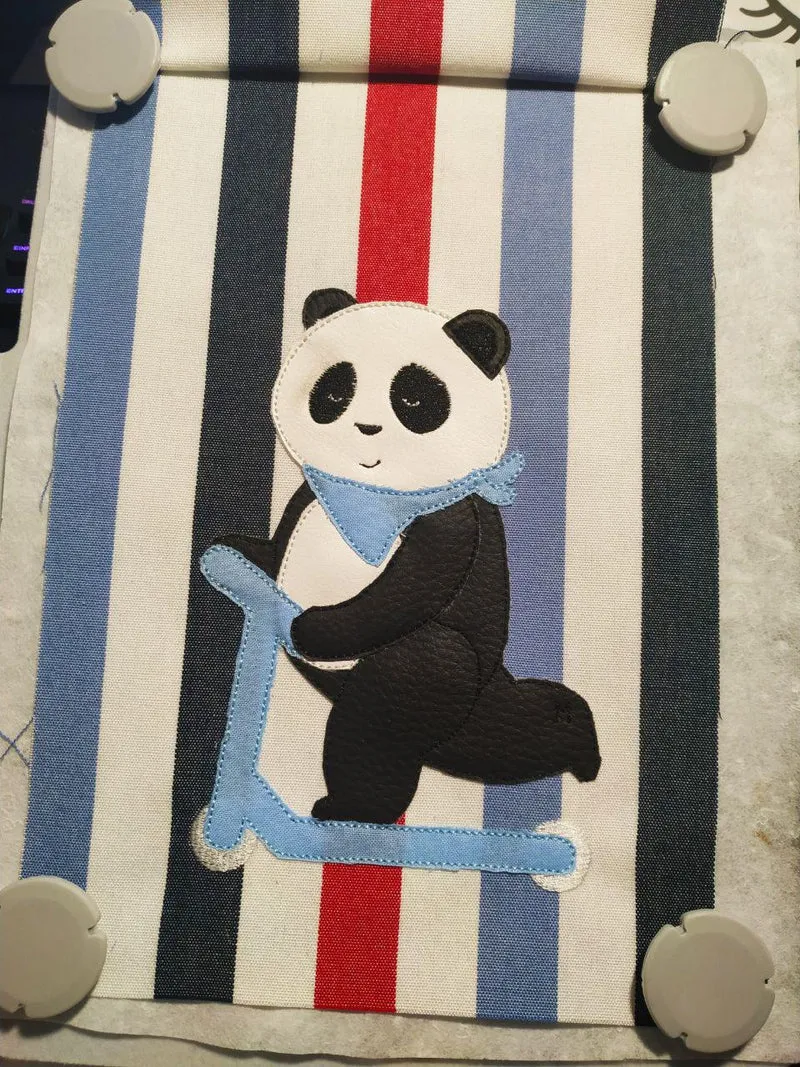 Stickdatei PANDA »Pit« auf Scooter