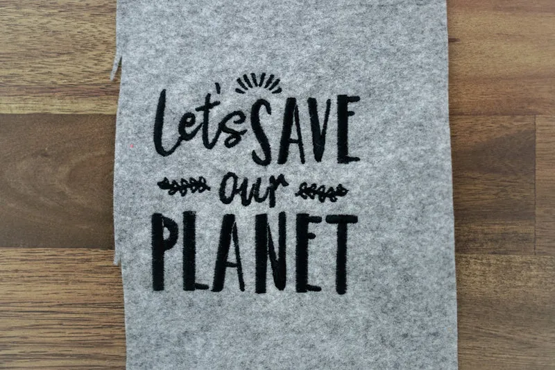 Stickdatei »Let's save our Planet« – 94,9 × 98,9 mm