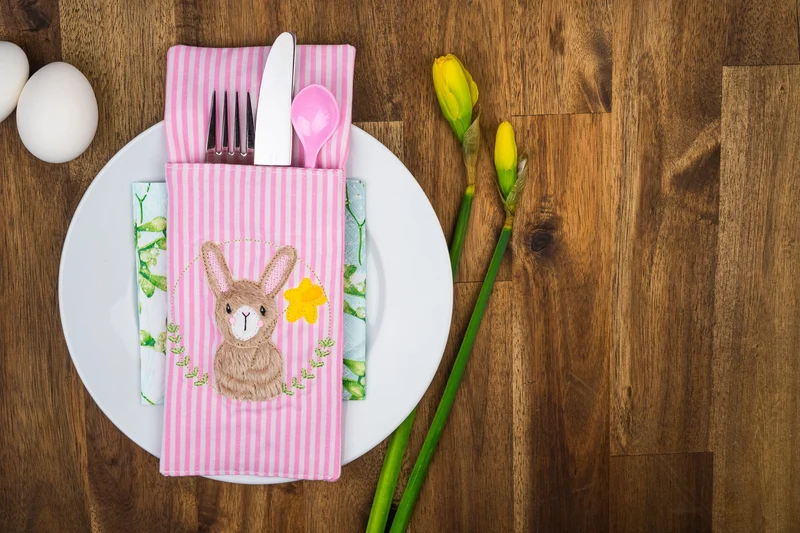 Stickdatei Hase mit Blume