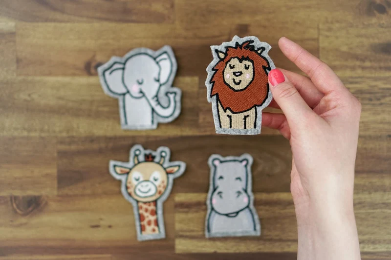 4x Stickdateien Tiere »Safari Friends« (Set)