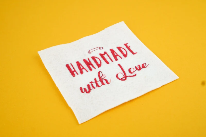 Stickdatei Handmade with Love – 87,2 × 67,2 mm