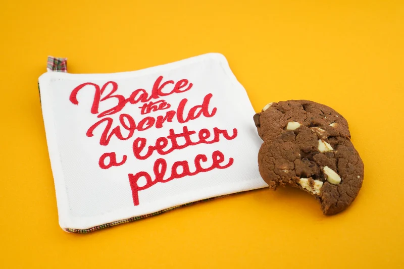 Stickdatei Schriftzug »bake the world a better place«