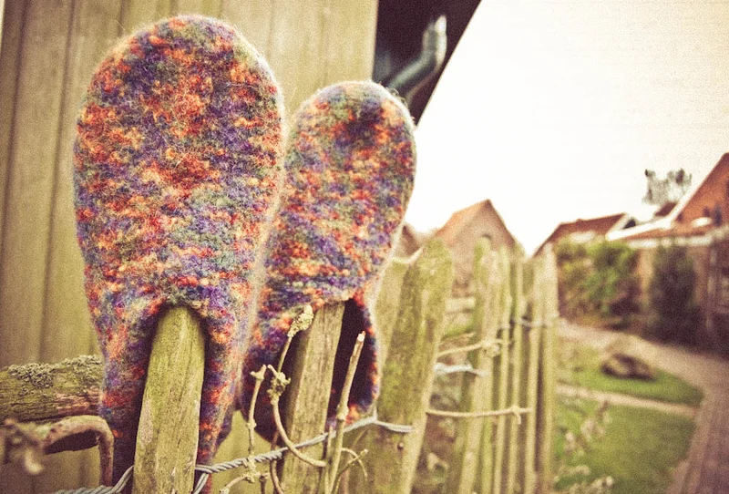 Strickanleitung Filzpantoffeln – Größen 25–47 (PDF)