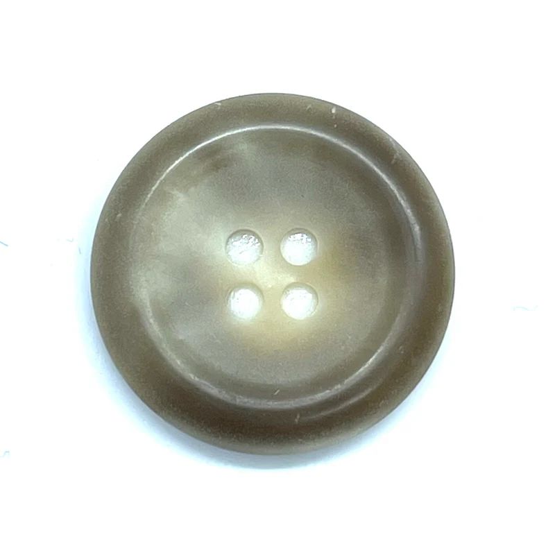 Mantelknopf 4-Loch Beige