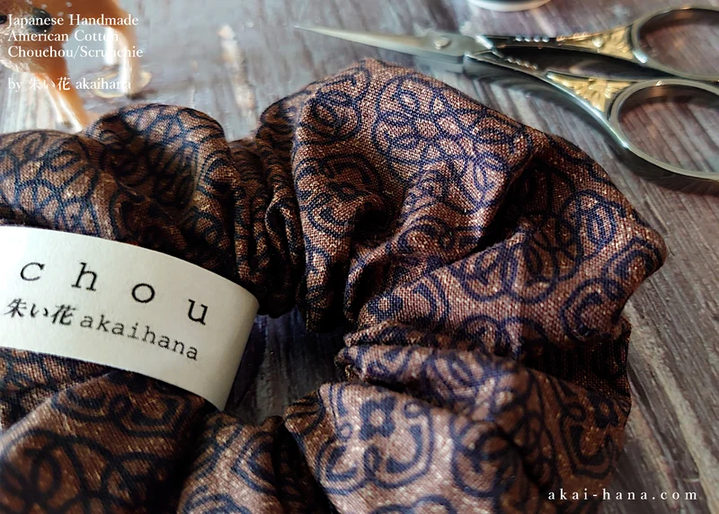 Japanese Handmade Scrunchies, Brown x Black ⦿scaf0024