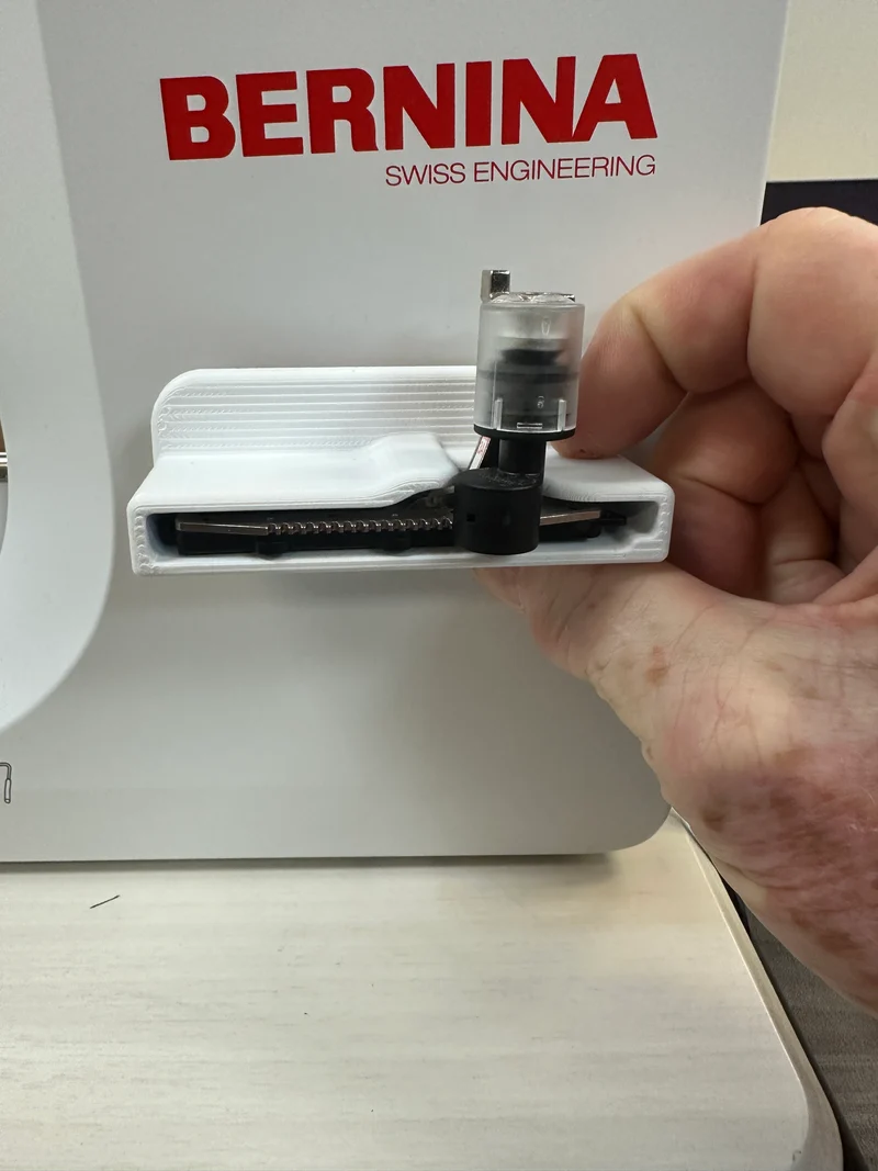 Bernina Button hole foot holder B121