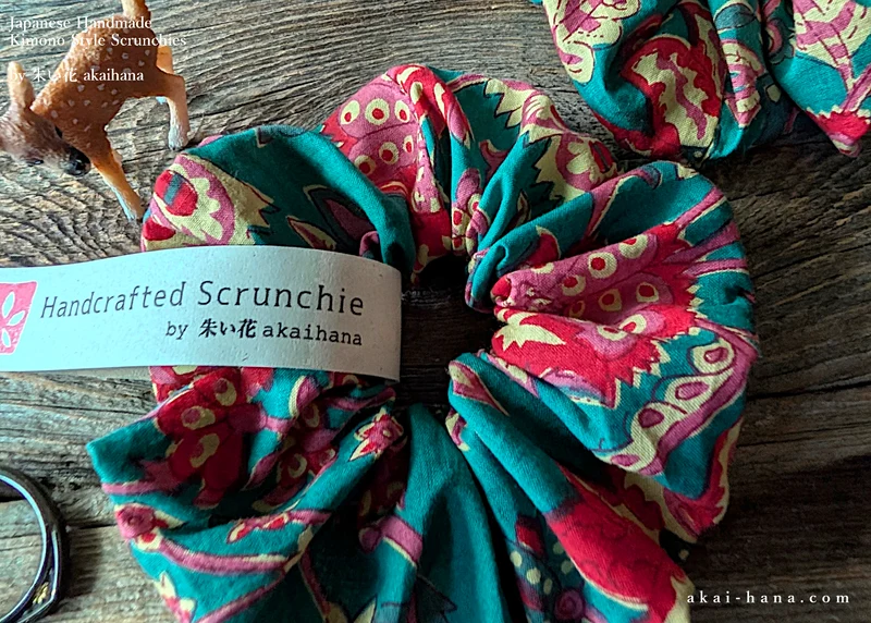 Japanese Handmade Scrunchies, Blue Green Floral ⦿scjf0115