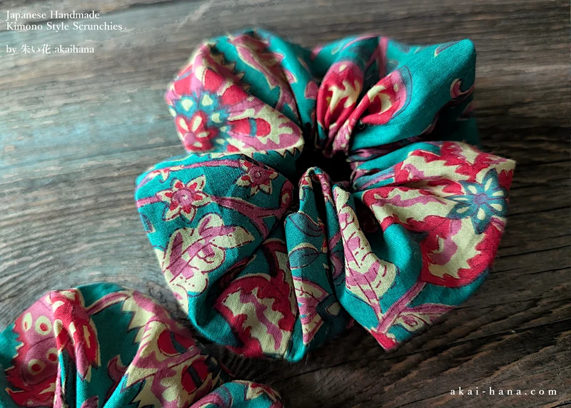 Japanese Handmade Scrunchies, Blue Green Floral ⦿scjf0115
