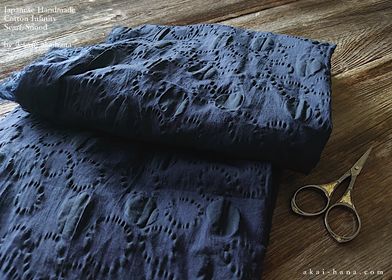 Japanese Infinity Snood Scarf, Enshuku Cotton, Dots Dark Navy, sif0011