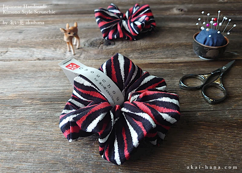 Japanese Handmade Kimono style Scrunchies, Benio, scjf0063