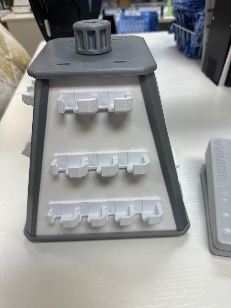 Large accessory spinner in grey OS