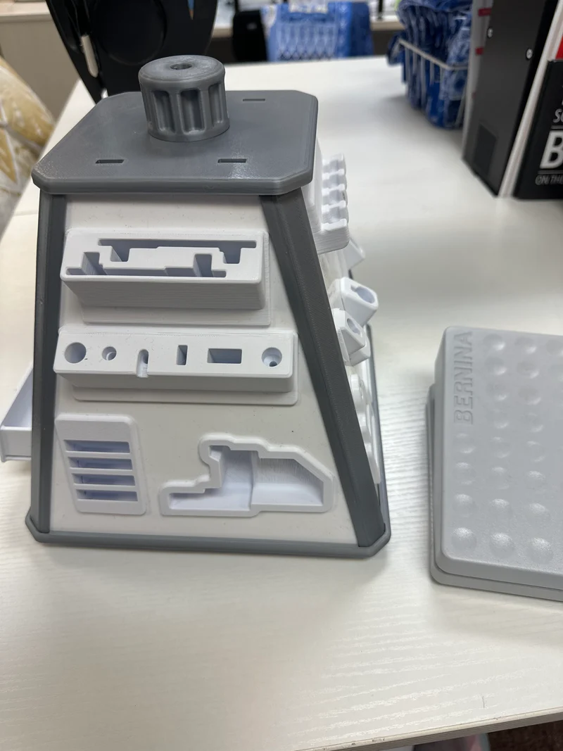 Large accessory spinner in grey OS