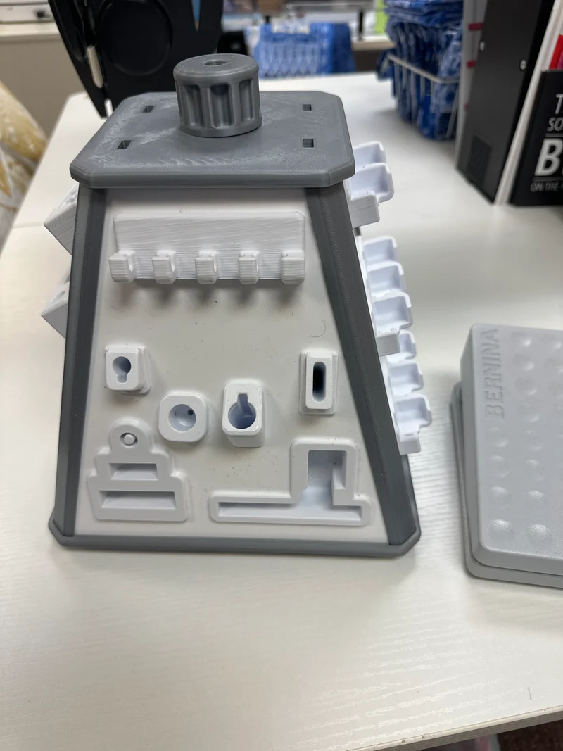 Large accessory spinner in grey OS