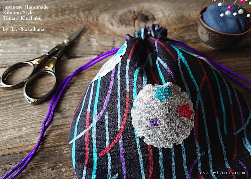 Japanese Handmade Temari Kinchaku Purse, Flower Balls Black, tkjp0006