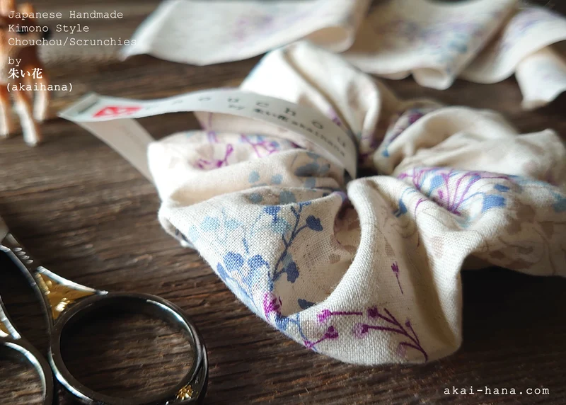 Japanese Handmade Cotton Linen Scrunchies, Flower Bouquet, Ivory
