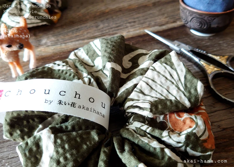 Japanese Handmade Kimono style Scrunchies, Chrysanthemum Matcha Green, scjf0072