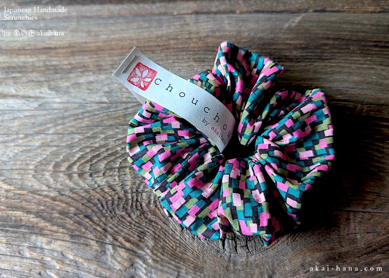 Japanese Handmade Scrunchies, Pink Mosaic, scaf0011