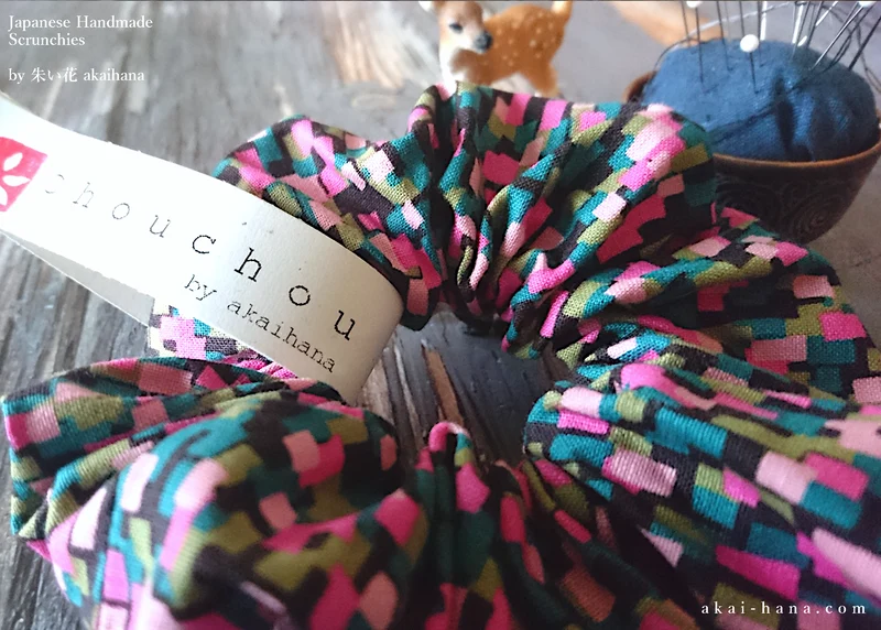 Japanese Handmade Scrunchies, Pink Mosaic, scaf0011