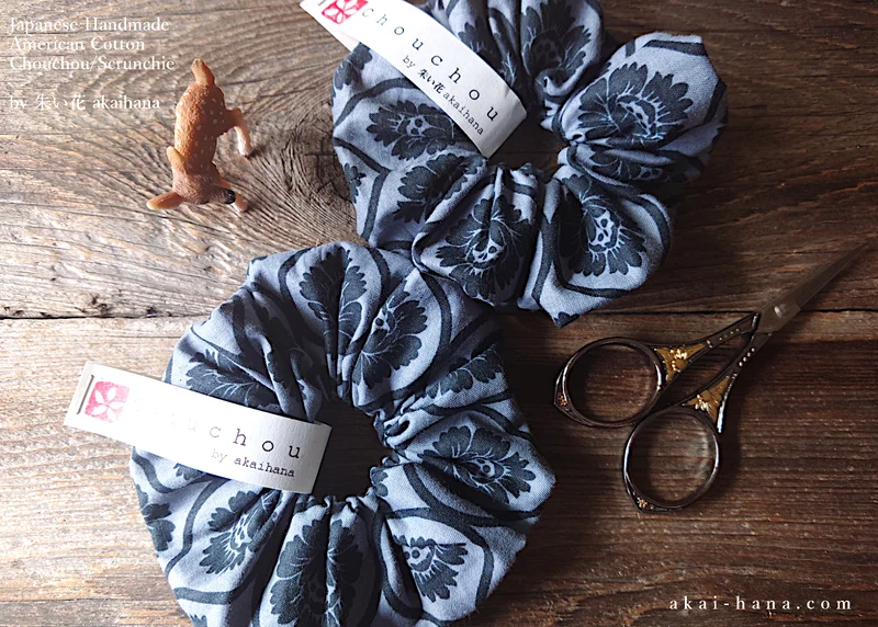 Japanese Handmade Scrunchies, Gray Floral, 100% Cotton, scaf0006