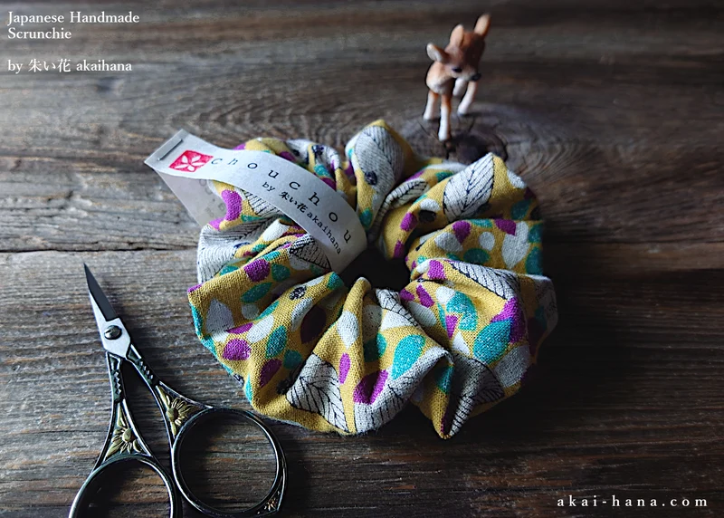 Japanese Handmade Scrunchies, Promenade Mustard ⦿scjf0049