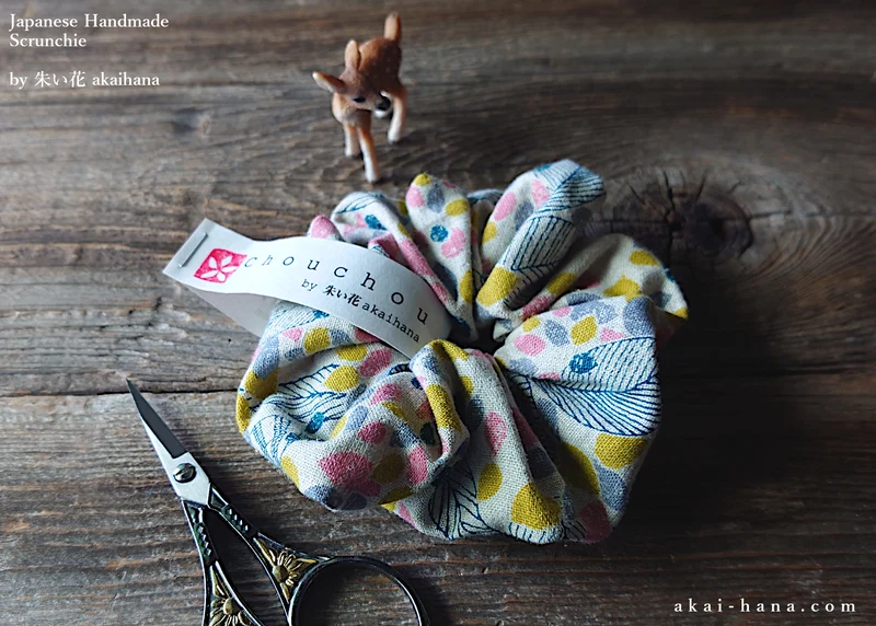 Japanese Handmade Scrunchies, Promenade Natural ⦿scjf0047