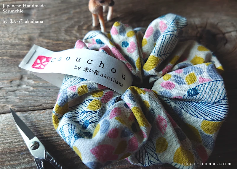 Japanese Handmade Scrunchies, Promenade Natural ⦿scjf0047