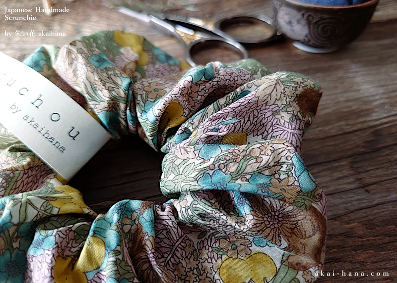 Japanese Handmade Scrunchies, Flowers and Berries ⦿scjf0055
