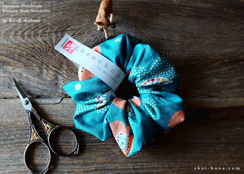 Japanese Handmade Scrunchies, Aqua Floral, scjf0056