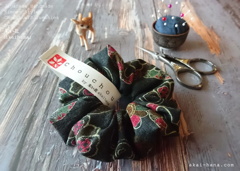 Japanese Handmade Kimono style Scrunchies, Vintage Floral, Dark Green, scjf0046