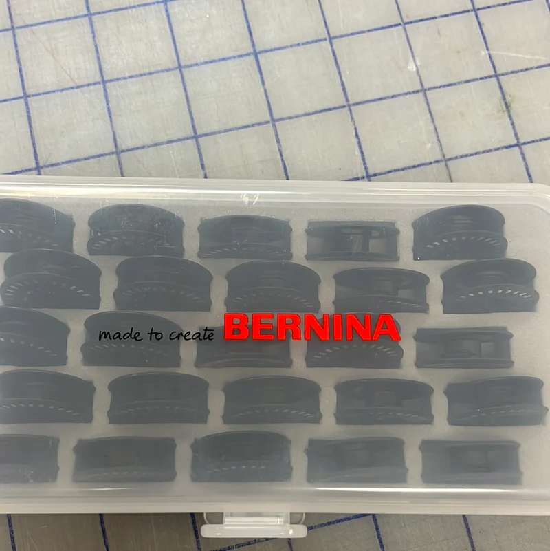 8 series bobbins 25 in foam insert case B19