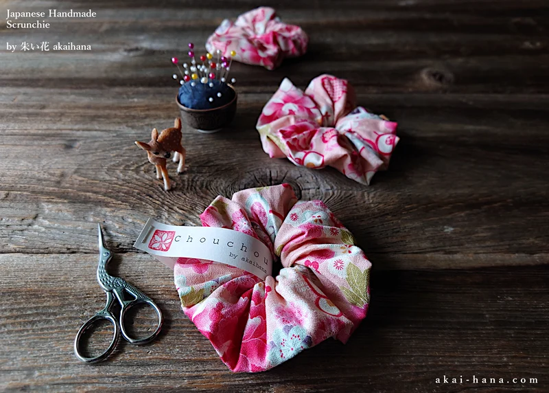 Japanese Handmade Kimono Style Scrunchies, Hikita Hanaguruma Pink ⦿scjf0060