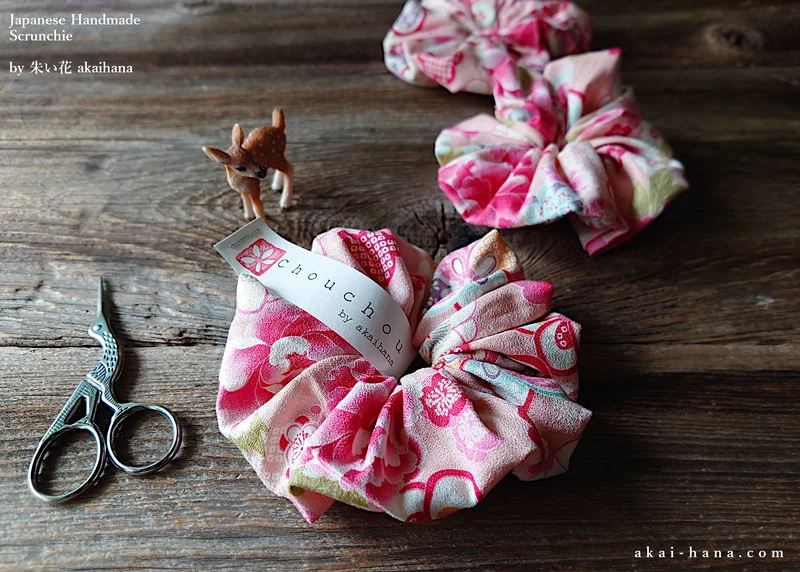Japanese Handmade Kimono Style Scrunchies, Hikita Hanaguruma Pink ⦿scjf0060