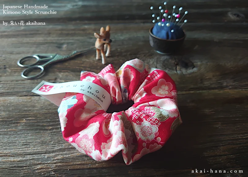Japanese Handmade Kimono Style Scrunchies, Hikita Hanaguruma Red, scjf0061