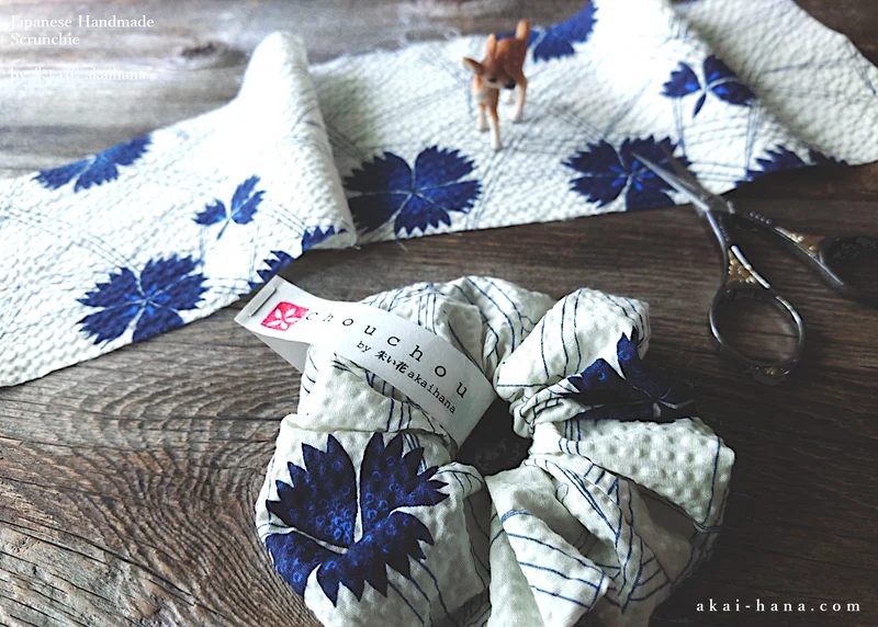 Japanese Handmade Kimono style Scrunchies, Shiro Nadeshiko, White Dianthus, scjf0067