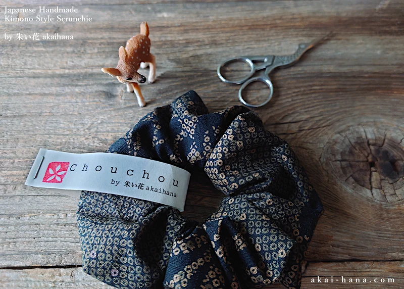 Japanese Handmade Kimono Style Scrunchies, Shiborigiku Monyou, scjf0041