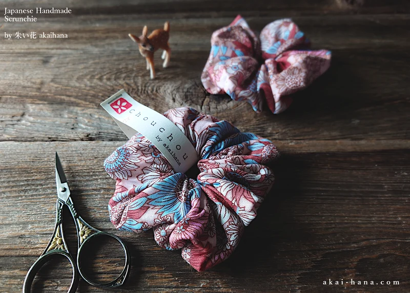 Japanese Handmade Double Gauze Scrunchies, Flower Garden Pink ⦿scjf0080