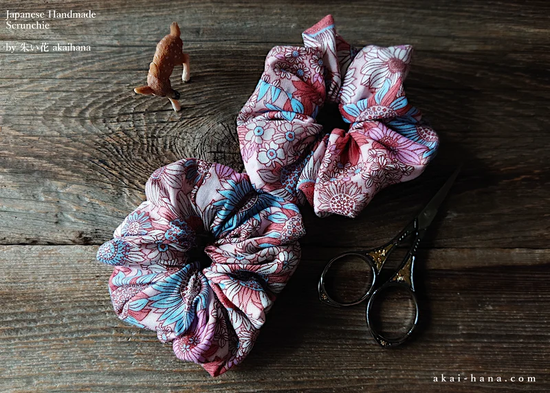 Japanese Handmade Double Gauze Scrunchies, Flower Garden Pink ⦿scjf0080
