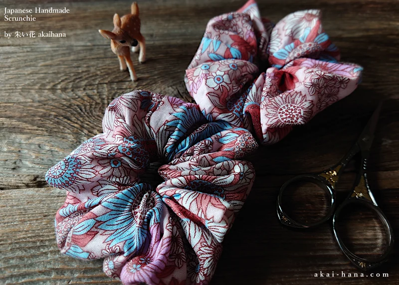 Japanese Handmade Double Gauze Scrunchies, Flower Garden Pink ⦿scjf0080