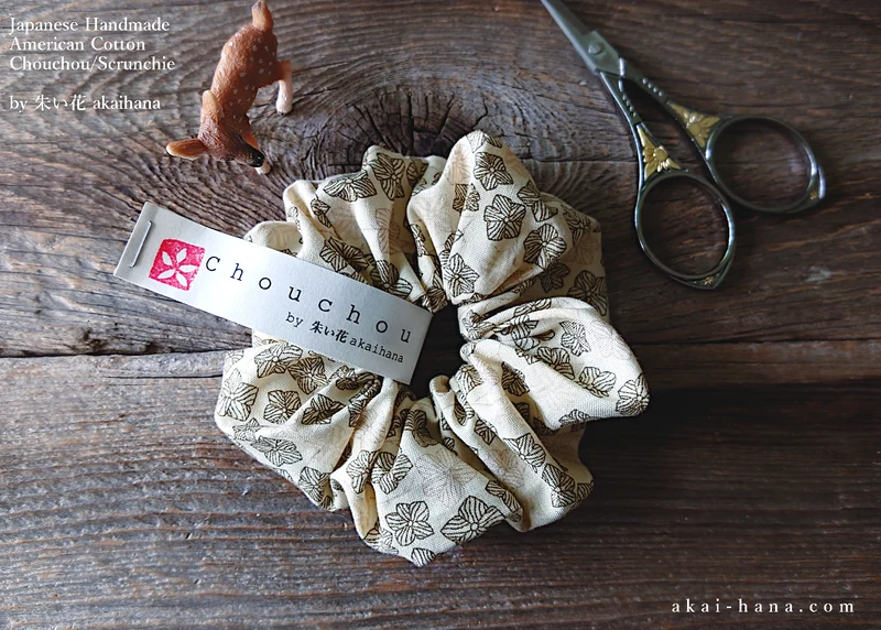 Japanese Handmade Scrunchies, Tiny Flowers ⦿scaf0025