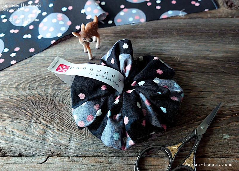 Japanese Handmade Kimono style Scrunchies, Konpeitō (confetto) Black ⦿scjf0030