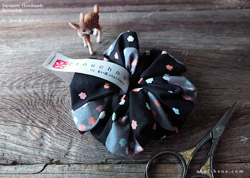 Japanese Handmade Kimono style Scrunchies, Konpeitō (confetto) Black ⦿scjf0030