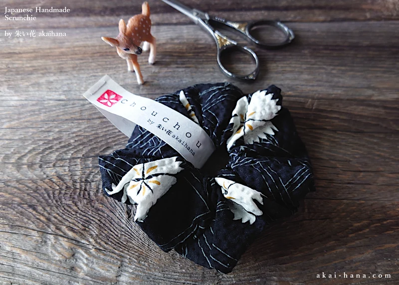 Japanese Handmade Kimono style Scrunchies, Kuro Nadeshiko, Black Dianthus ⦿scjf0068