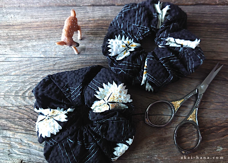 Japanese Handmade Kimono style Scrunchies, Kuro Nadeshiko, Black Dianthus ⦿scjf0068