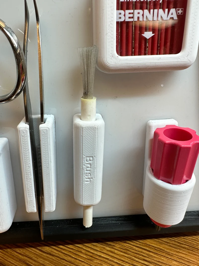 .Brush holder stick-on B115