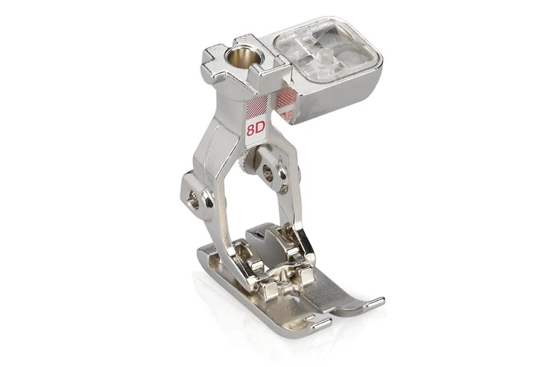 BERNINA 790 PRO mit SDT-Stickmodul