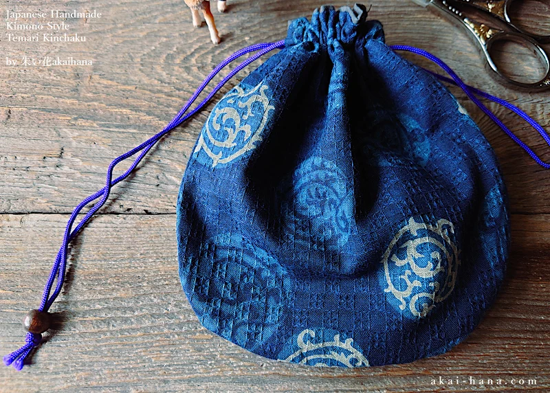 Japanese Handmade Temari Kinchaku Purse, Maru Karakusa, tkjp0013
