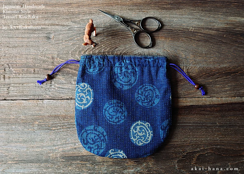 Japanese Handmade Temari Kinchaku Purse, Maru Karakusa, tkjp0013