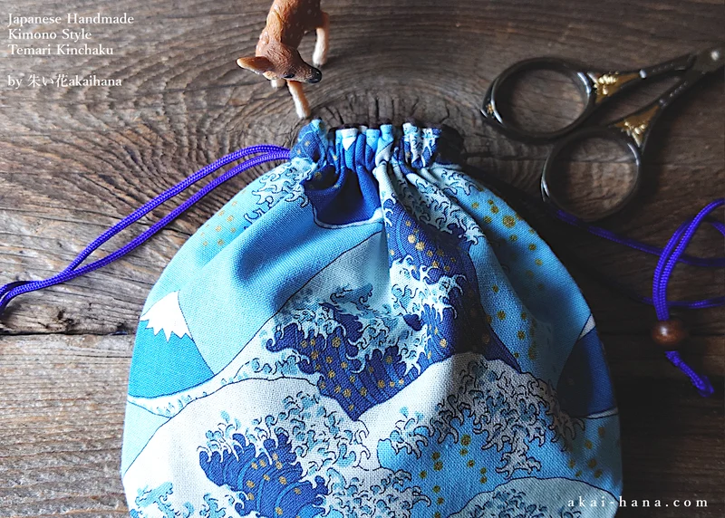 Japanese Handmade Temari Kinchaku Purse, Nami to Fujisan (Wave and Mt Fuji) ⦿tkjp0009