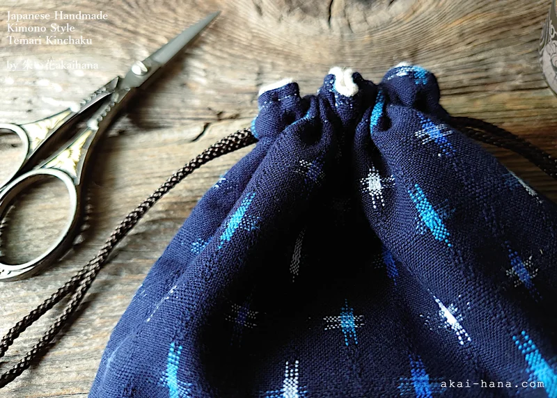 Japanese Handmade Temari Kinchaku Purse, Kurume Kasuri (Japanese Ikat), Blue Cross ⦿kpjf1015